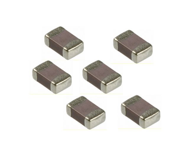 CCAP1UF25VSMD