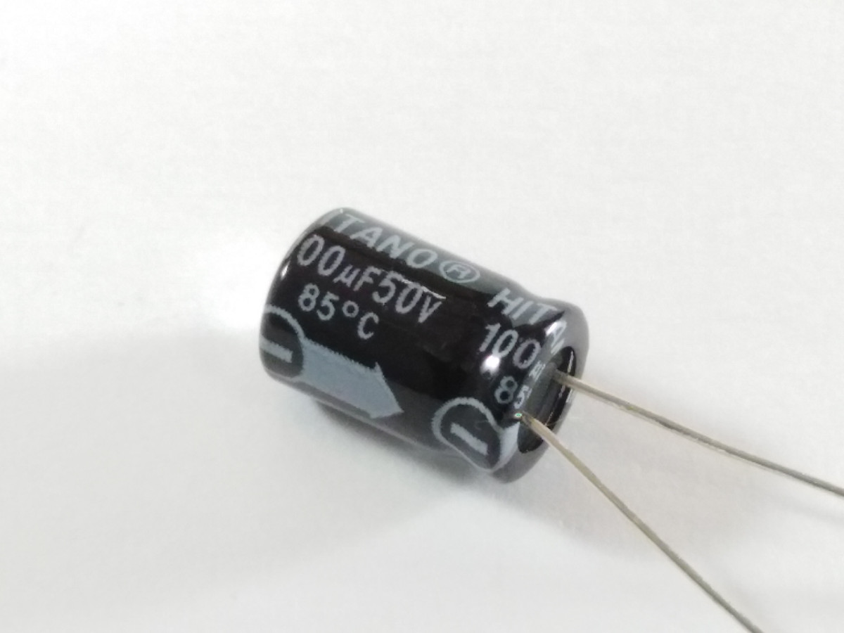 CEL100UF50V-B