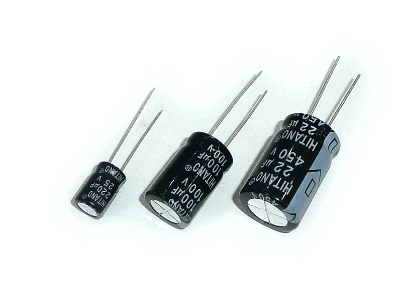 ECR22UF35V-105