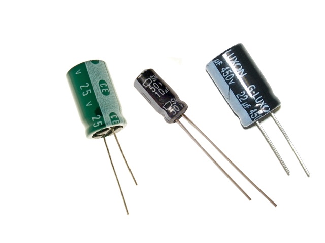 Condensateur électrochimique, 35VDC - SKR471M1VG16M