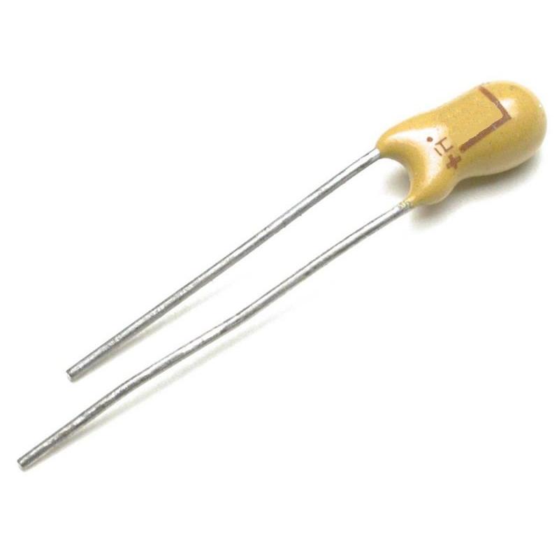 Condensateur au tantale, 6.8uF, 16VDC - XRCA42685M160BAF1-LF